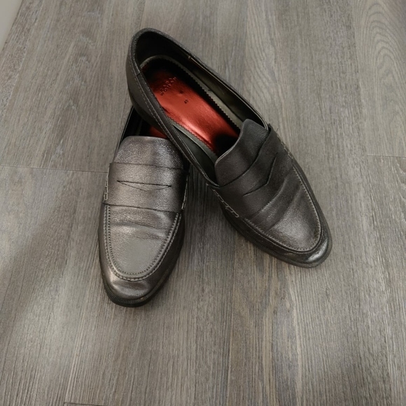 ✨HP✨Zara Silver Grey leather Loafer - Picture 3 of 7